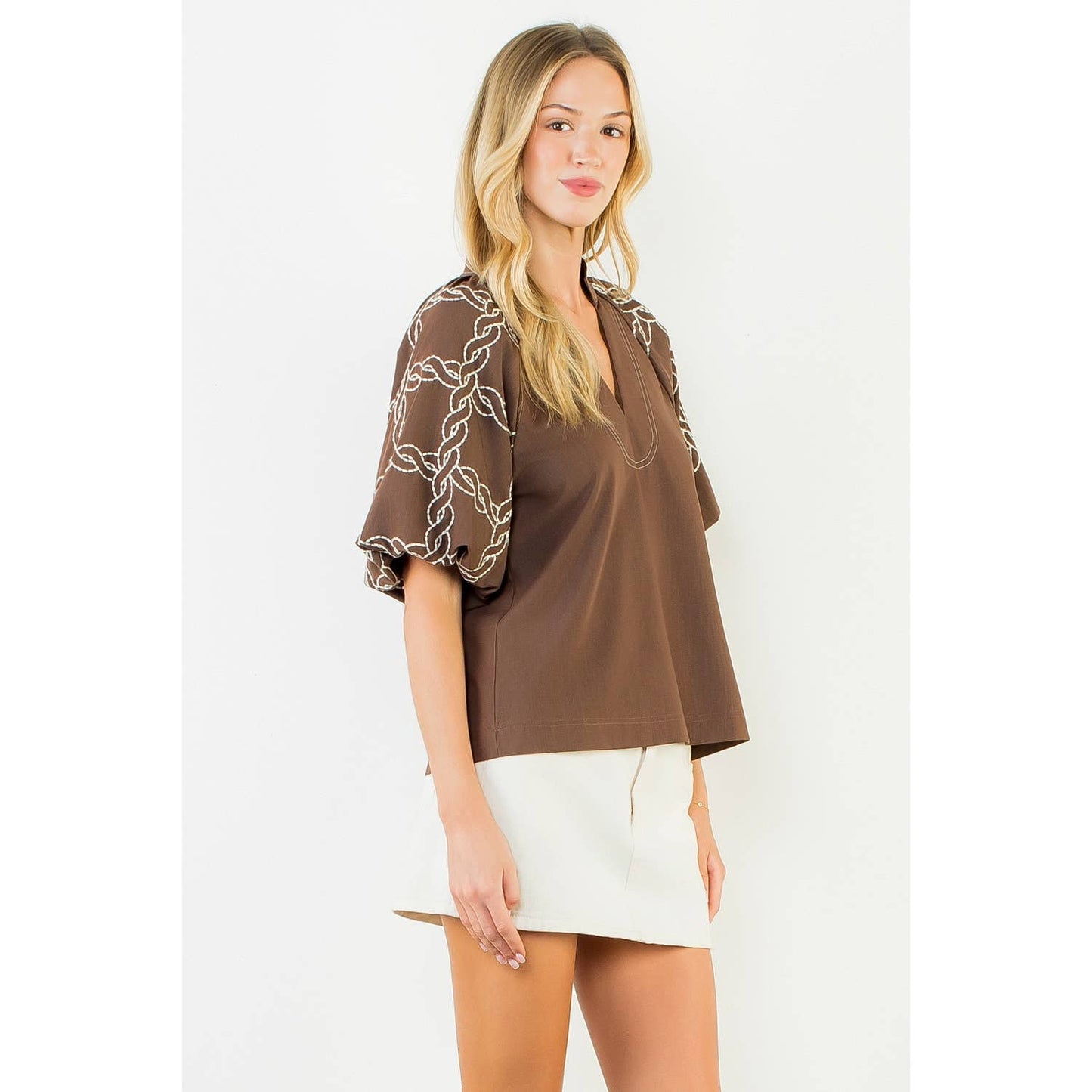 Emory Embroidered Sleeve ( Navy or Brown )