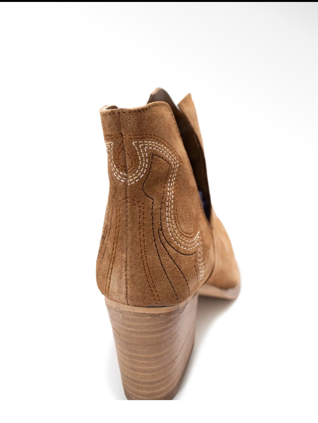 Journee Bootie (Tan )