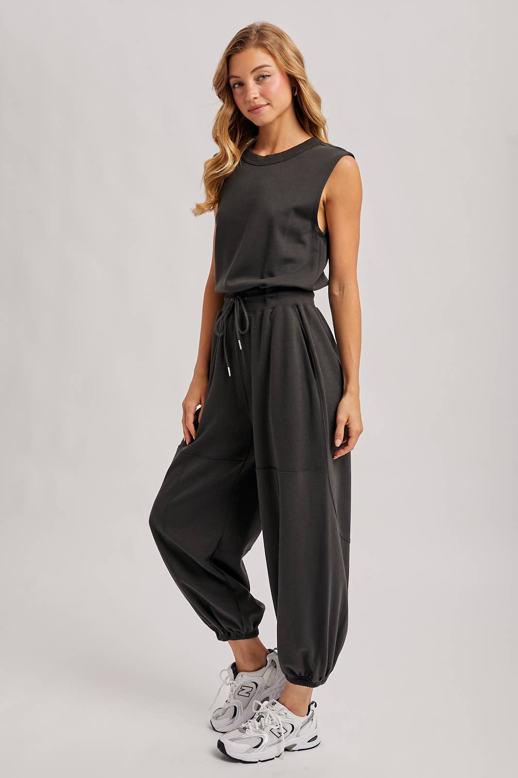 Jannie Jumpsuit ( Black or Ash )