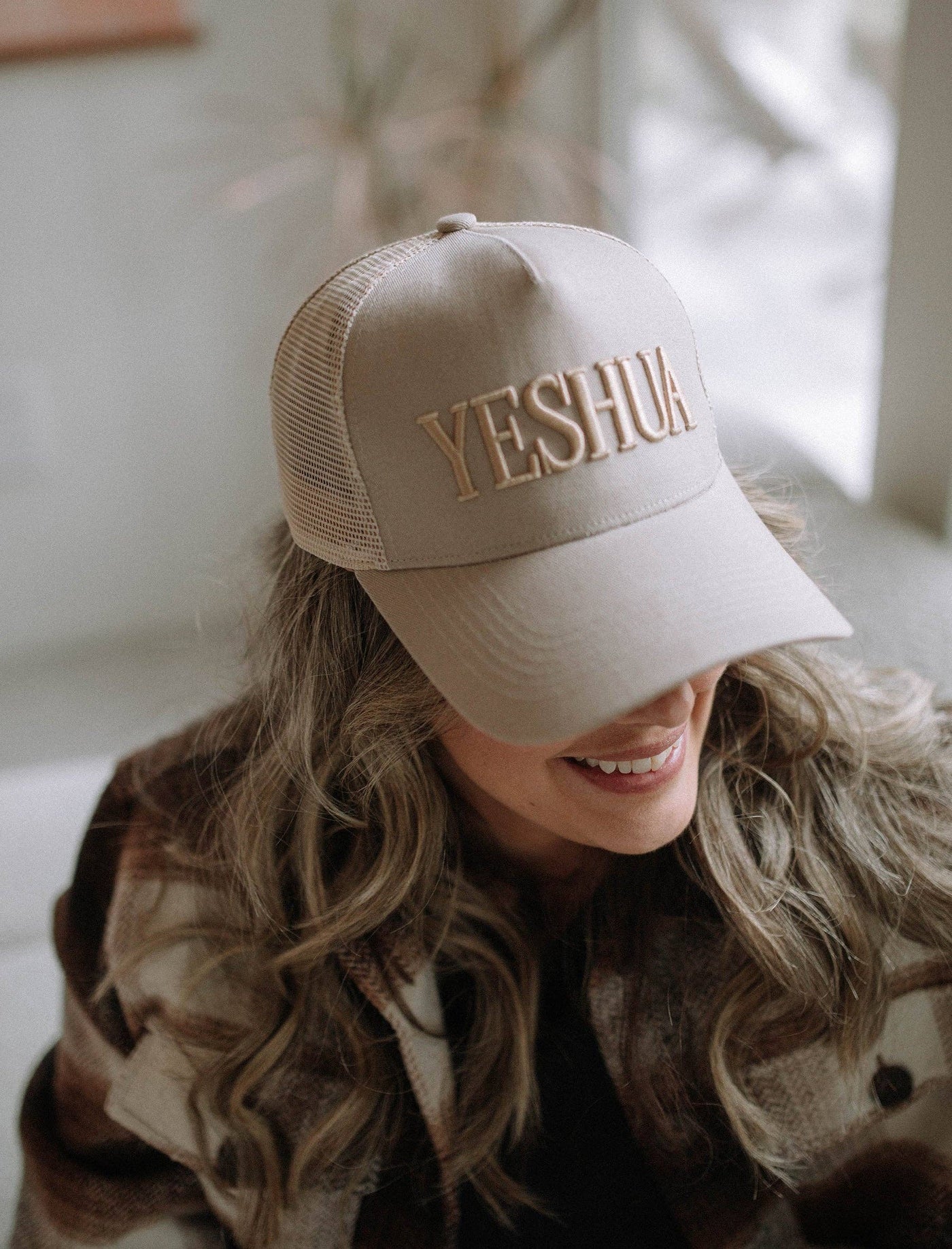 Hat: Yeshua