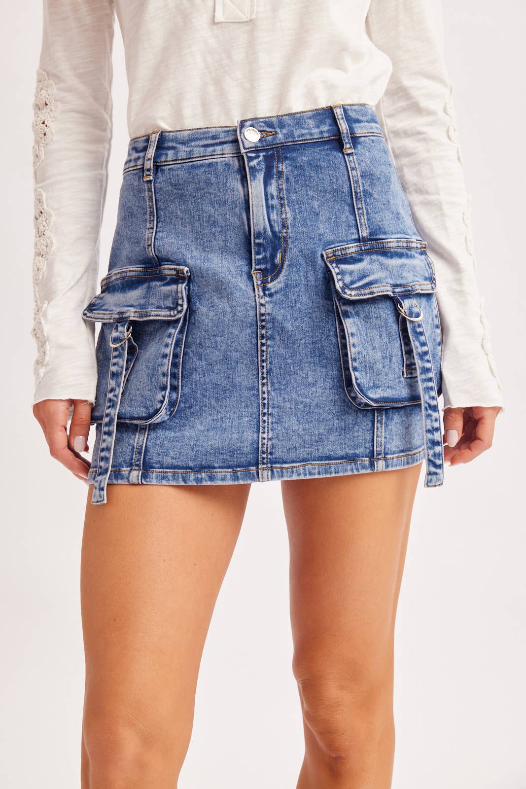 UTILITY CARGO DENIM MINI SKIRT
